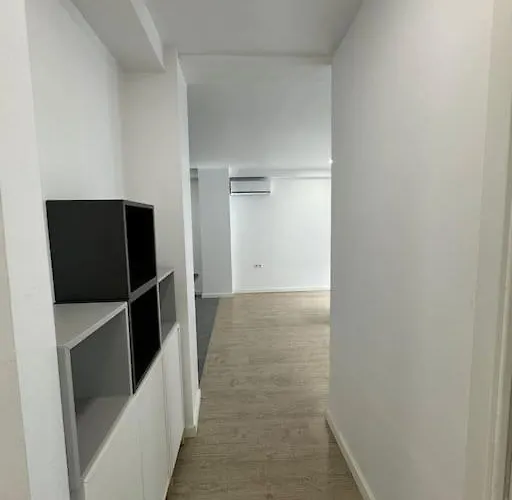 Urbano Muy Bien Conectado Apartment *