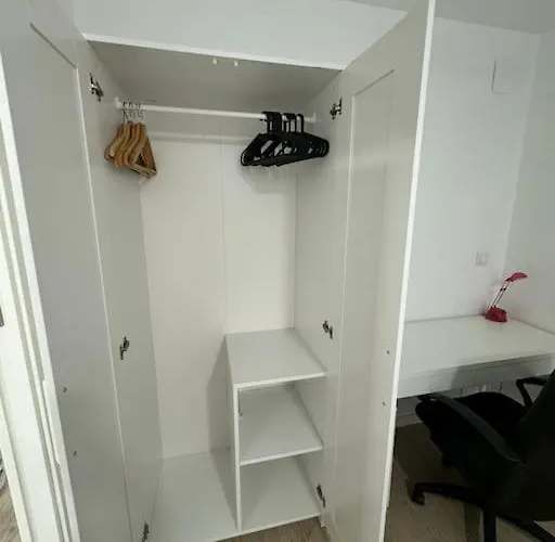 Urbano Muy Bien Conectado Apartment *
